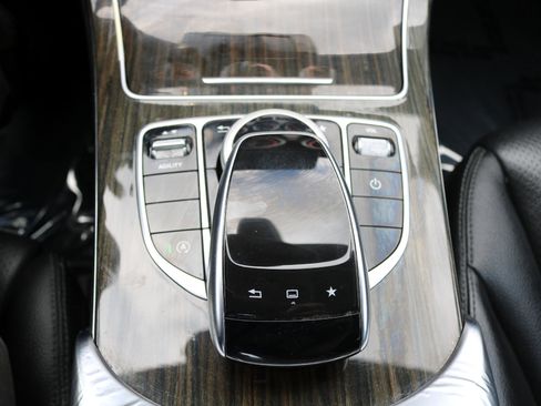 Used 2015 Mercedes-Benz C 300 Sedan w/ Premium 1 Package image 41
