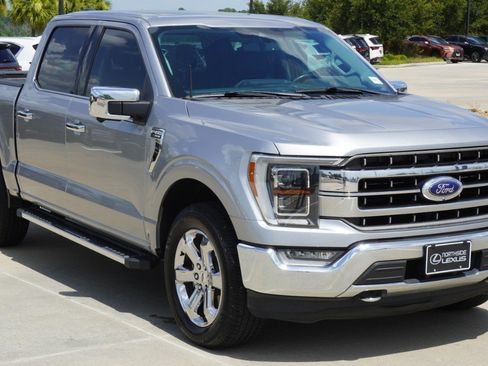 Used 2021 Ford F150 Lariat w/ Equipment Group 502A High AWD/4WD image 3