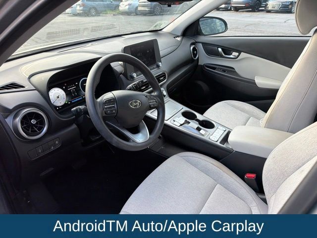 Used 2023 Hyundai Kona SE w/ Cargo Package FWD image 5