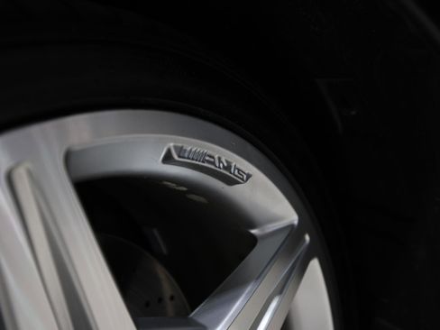 Used 2011 Mercedes-Benz SL 550 w/ Premium I Pkg image 24