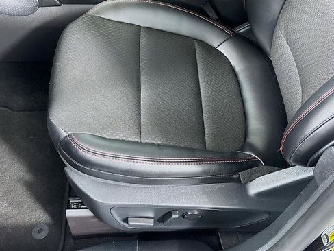 Certified 2025 Ford Escape ST-Line FWD image 18