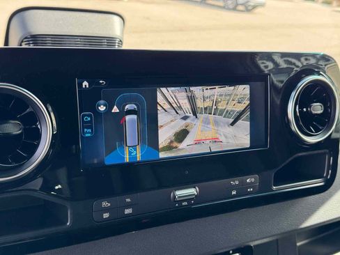 New 2025 Mercedes-Benz Sprinter 2500 image 21