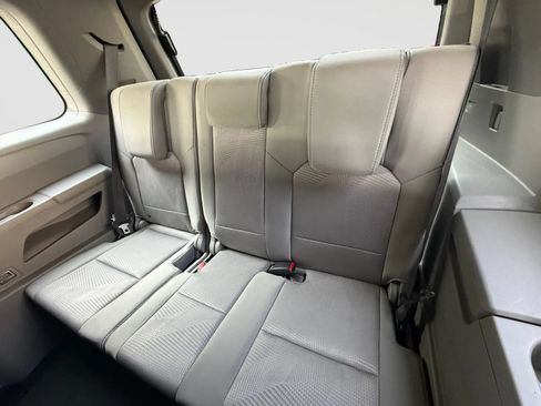 Used 2015 Honda Pilot LX image 16