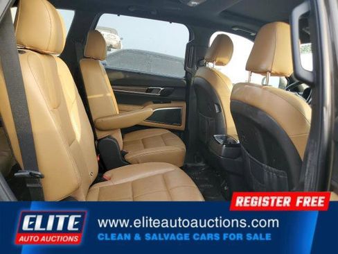 Used 2020 Kia Telluride SX w/ Towing Package image 21