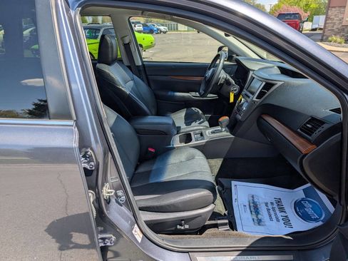 Used 2014 Subaru Outback 2.5i Limited AWD/4WD image 11