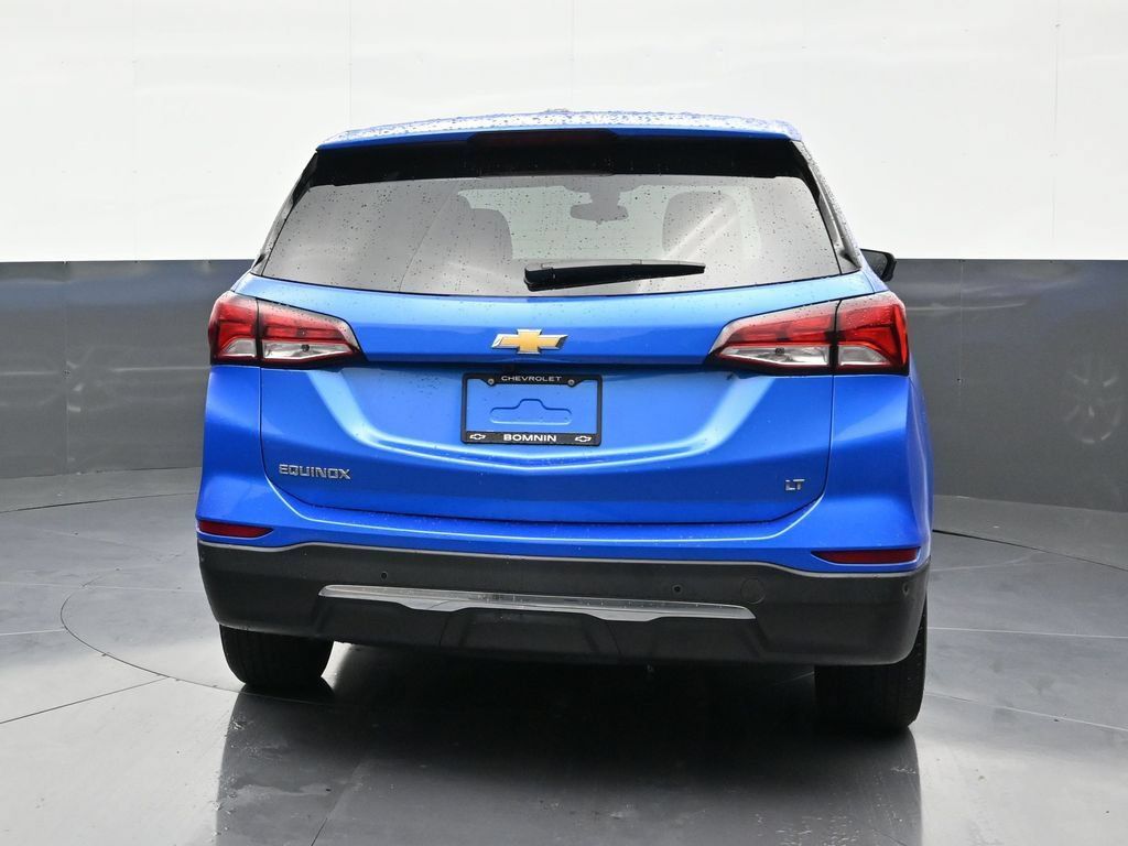 Used 2024 Chevrolet Equinox LT FWD image 4