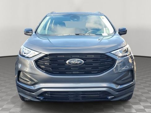 Certified 2022 Ford Edge SE w/ Black Appearance Package image 2