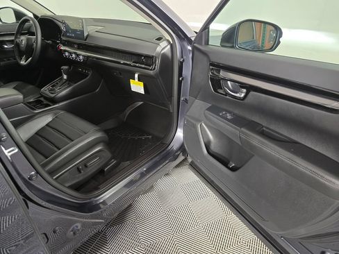 Used 2026 Honda CR-V EX-L image 12