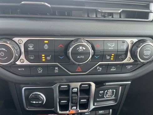 New 2026 Jeep Wrangler Unlimited Rubicon image 24