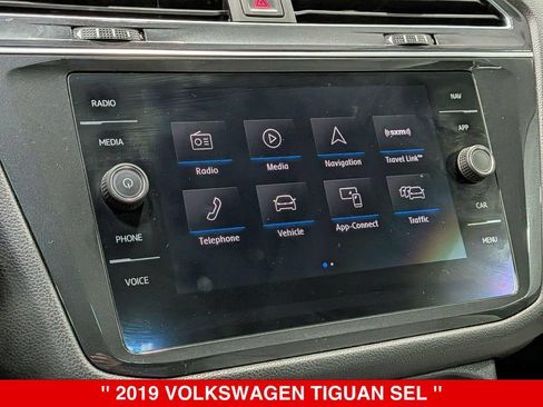 Used 2019 Volkswagen Tiguan SEL AWD/4WD image 24