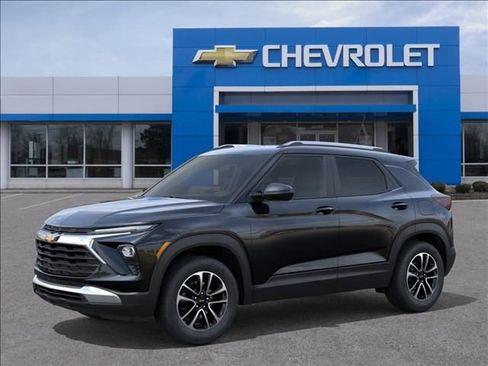 New 2026 Chevrolet TrailBlazer LT FWD image 2