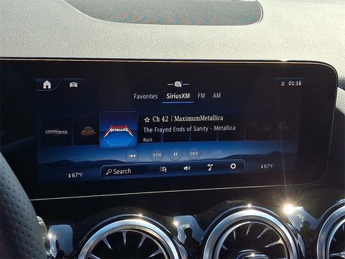 Certified 2024 Mercedes-Benz GLA 250 4MATIC image 17