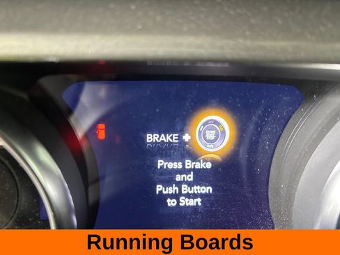 Used 2023 Jeep Wrangler Unlimited Sahara AWD/4WD image 13