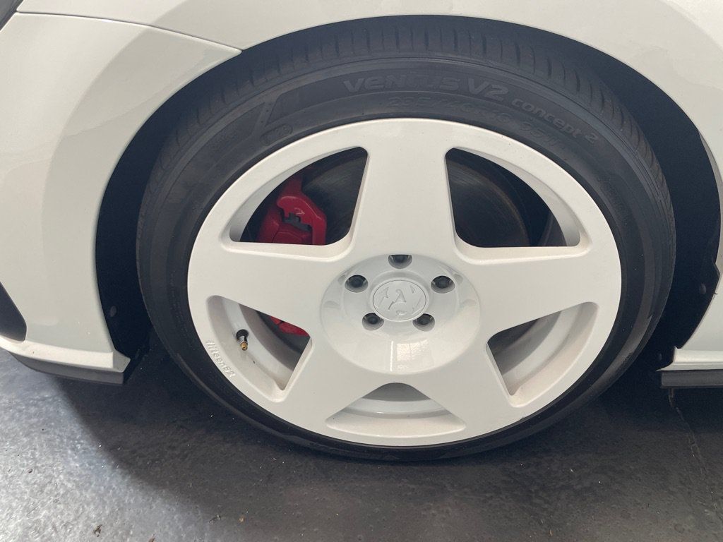 Used 2020 Volkswagen Golf 4-Door FWD image 15