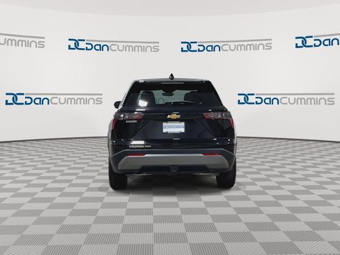 New 2026 Chevrolet Equinox LT w/ Safety and Technology Package AWD/4WD image 8