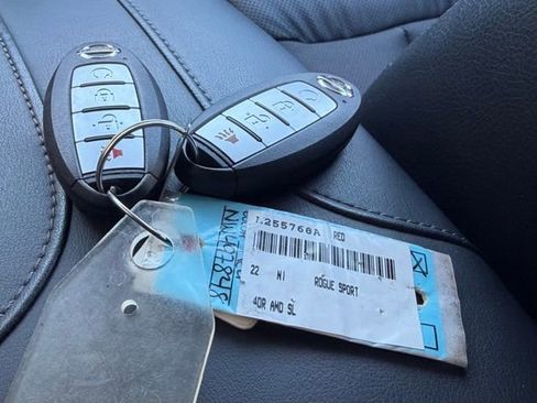 Certified 2022 Nissan Rogue Sport SL w/ Premium Package image 32