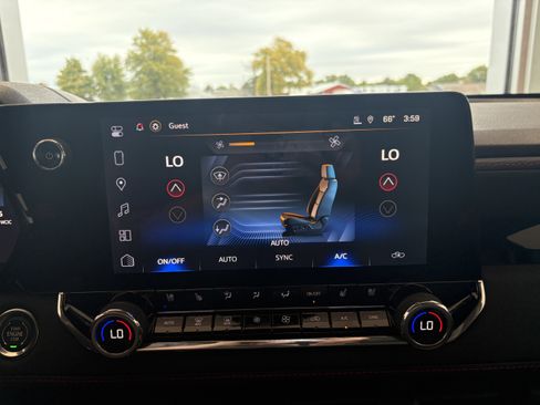 New 2026 Chevrolet Colorado Z71 w/ Technology Package image 16