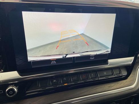 Used 2025 GMC Sierra 1500 SLT image 26