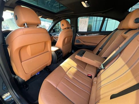 Used 2021 BMW 530i image 17