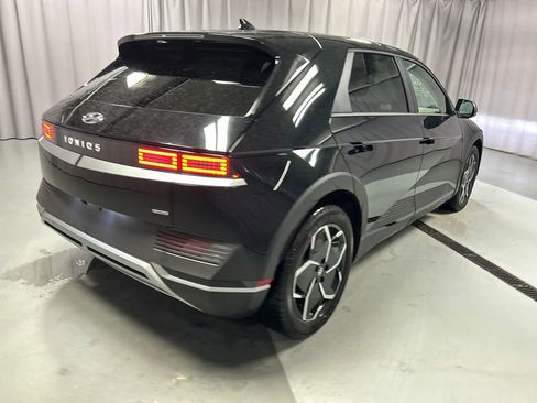 Used 2024 Hyundai Ioniq 5 SEL image 7