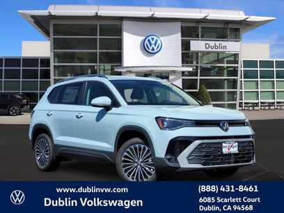 New 2025 Volkswagen Taos SE