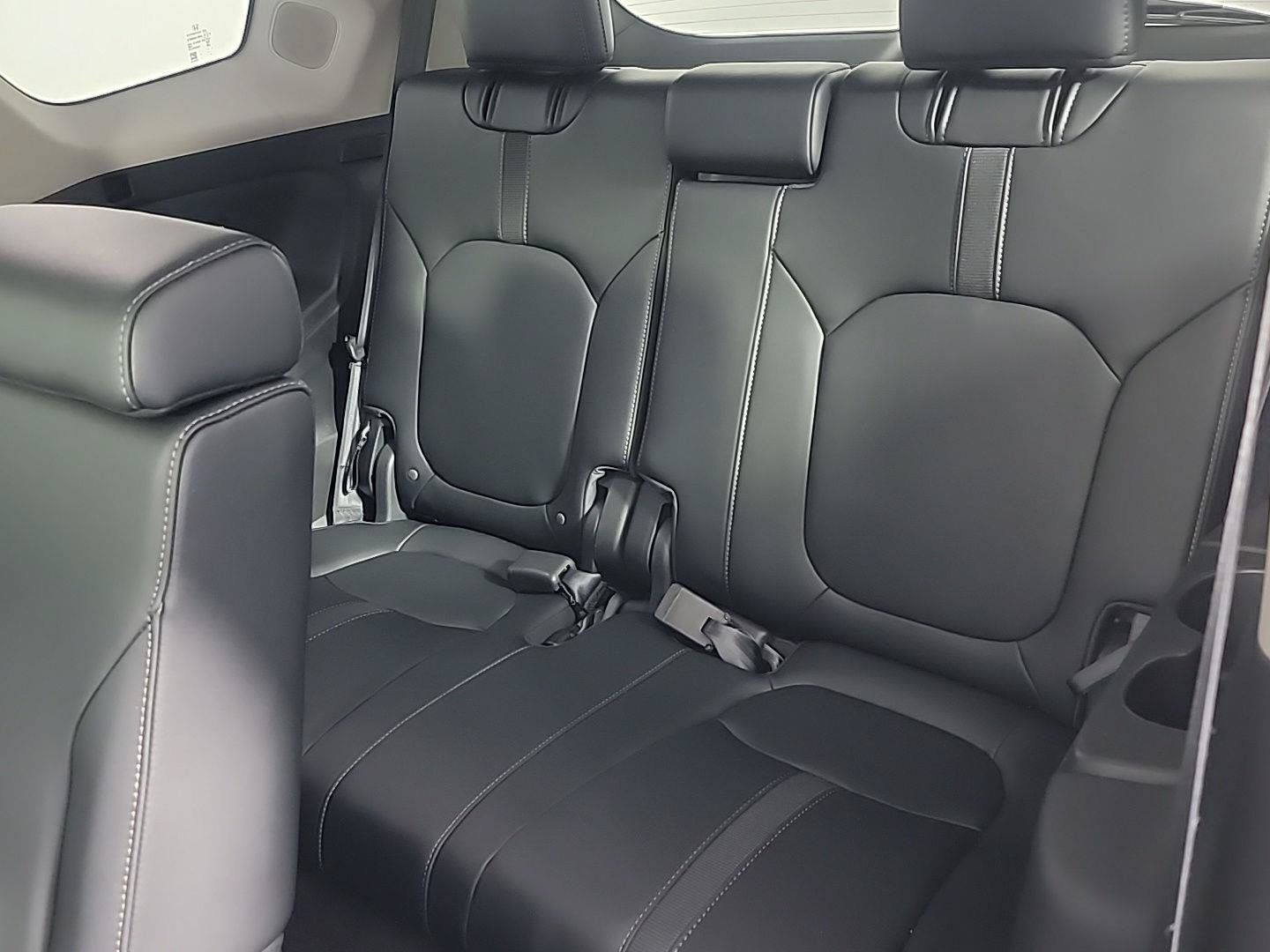 Certified 2024 Honda Pilot Touring image 18