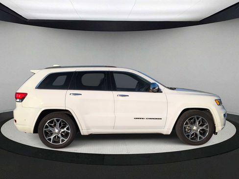 Used 2020 Jeep Grand Cherokee Overland image 9