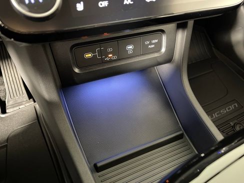 New 2026 Hyundai Tucson Limited image 32