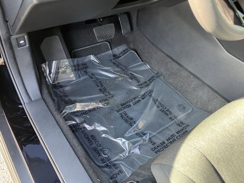 Used 2025 Honda Accord SE image 18