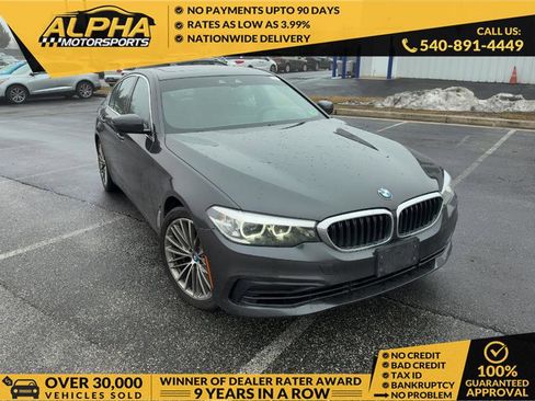 Used 2019 BMW 530e w/ Convenience Package image 1