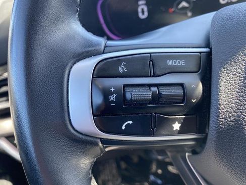 Certified 2024 Kia Sportage EX image 28