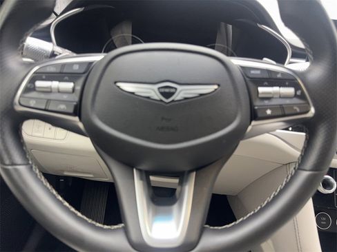Used 2025 Genesis G70 2.5T image 57