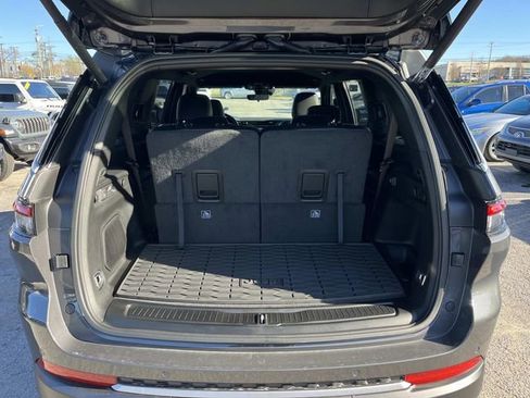 New 2026 Jeep Grand Wagoneer Limited image 12