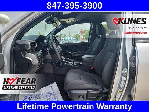 Used 2024 Toyota Tacoma SR5 AWD/4WD image 22