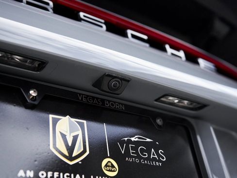 Used 2024 Porsche 911 Targa 4S w/ Premium Package image 13