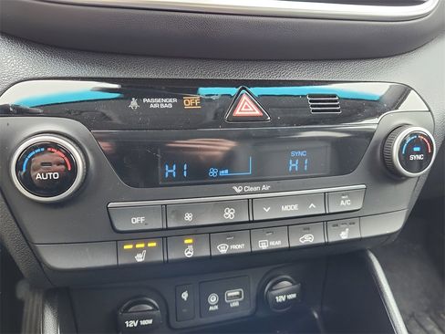 Certified 2021 Hyundai Tucson Limited image 27