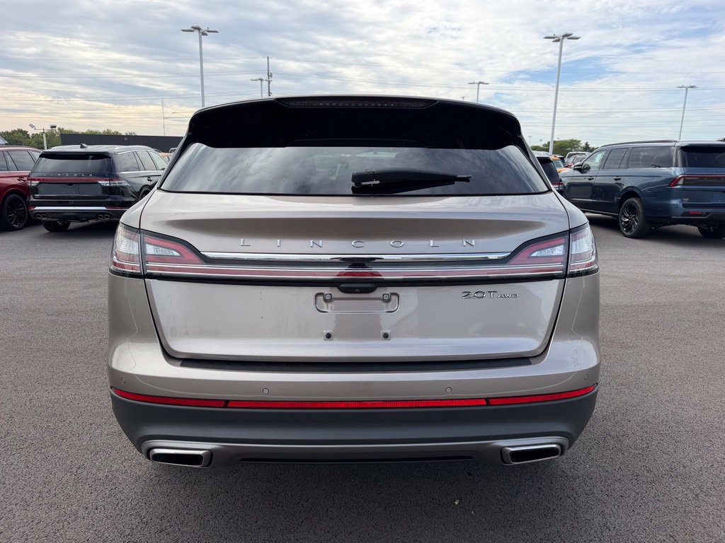 Used 2020 Lincoln Nautilus Reserve AWD/4WD image 7