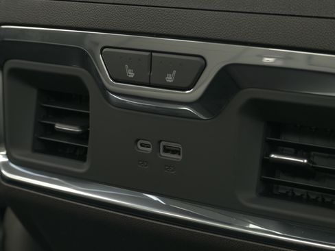 New 2026 Chevrolet Silverado 1500 LTZ AWD/4WD image 13