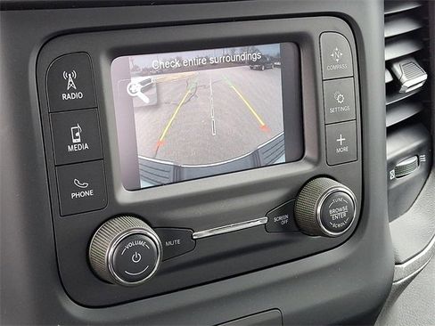 Used 2024 RAM 2500 Tradesman w/ Chrome Appearance Group image 13