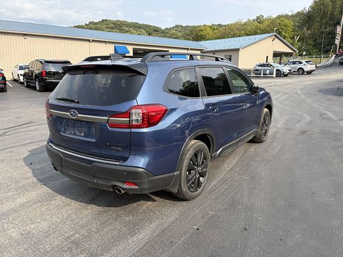 Used 2022 Subaru Ascent Onyx Edition image 3
