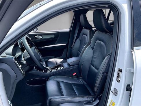 Used 2022 Volvo XC40 T5 Inscription w/ Advanced Package AWD/4WD image 25