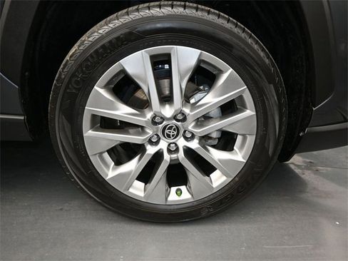 Used 2023 Toyota RAV4 Limited image 19