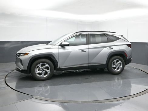 Used 2024 Hyundai Tucson SEL image 2