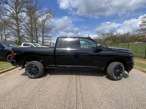 New 2026 RAM 2500 Big Horn AWD/4WD image 6