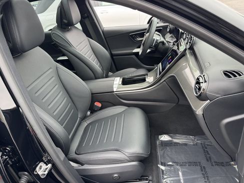 Used 2026 Mercedes-Benz GLC 300 image 6