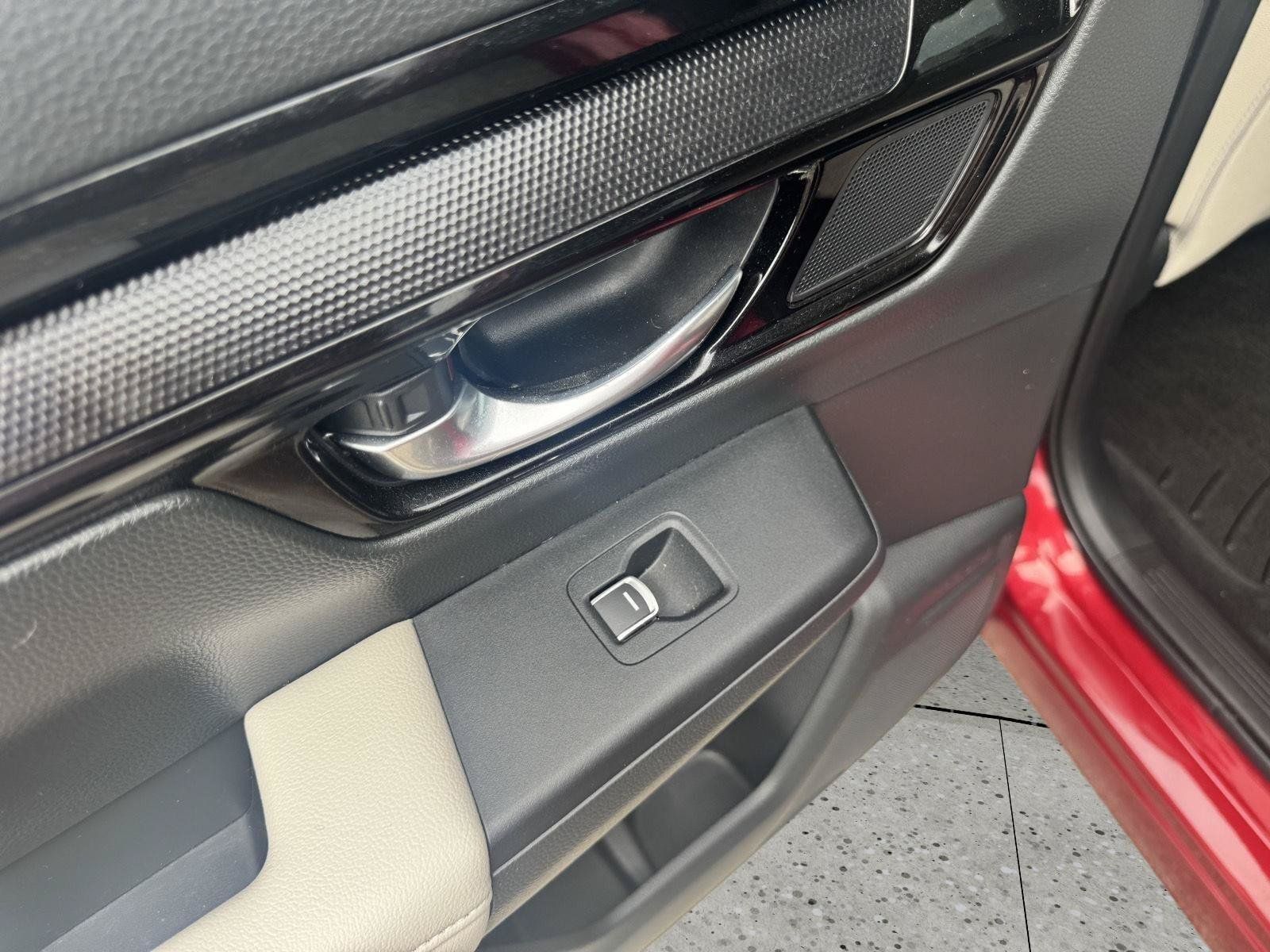 Used 2026 Honda CR-V EX-L image 32