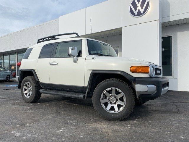 Used Toyota FJ Cruiser for Sale in Akron, OH - Autotrader