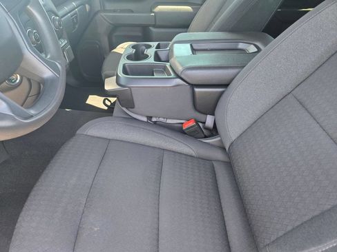 Used 2025 Chevrolet Silverado 1500 Custom Trail Boss AWD/4WD image 12