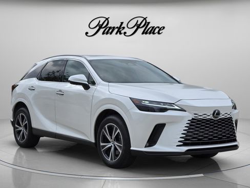 Used 2025 Lexus RX 350 Premium w/ Accessory Package (Z1) FWD image 8
