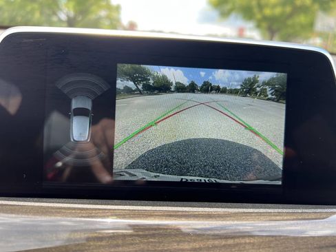 Used 2018 BMW X2 sDrive28i w/ Convenience Package image 17